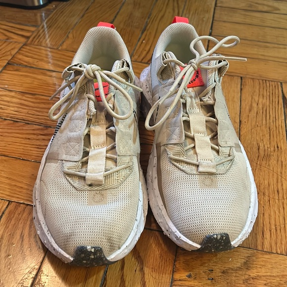 Nike crater Impact - Picture 5 of 5